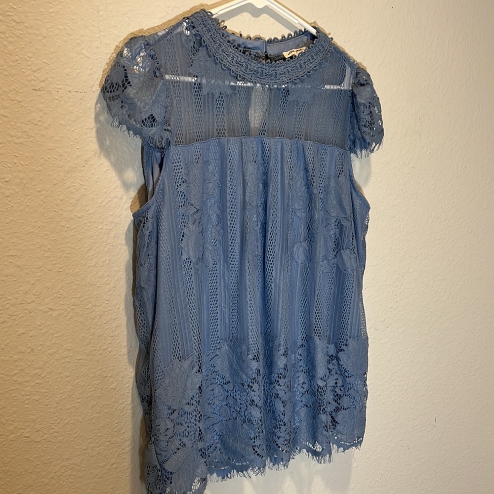 NWOT Ultra Pink High Neck Lace Top. Soft with Gorgeous Details!